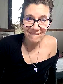 Lina lou4 online show from March 15, 1:18 pm