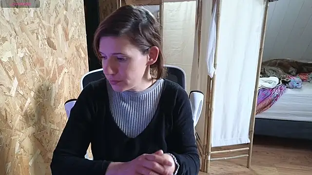 Lina lou4 online show from March 16, 12:44 pm