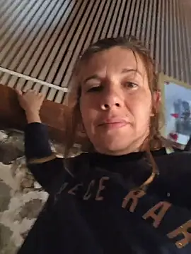 Lina lou4 online show from April 5, 11:51 am