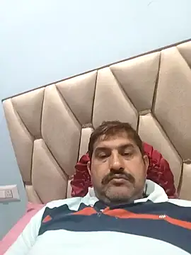 Amandev7 online show from March 27, 6:18 pm