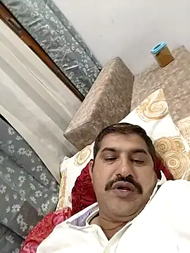 Amandev7 online show from June 8, 4:29 pm