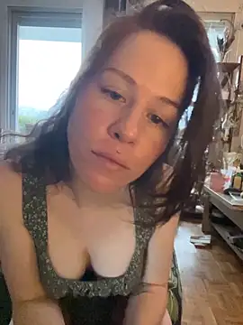 SuzieWanKenobi online show from September 21, 3:13 pm