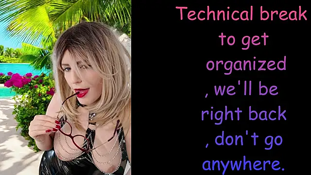 Snapshot of kinky_Hexme chatting on May 12, 10:12 am kinky Hexme online show from May 12, 10:12 am