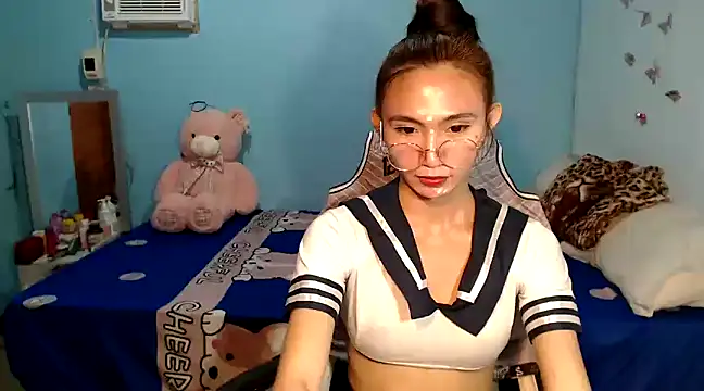 PirateEmpressBoaAico online show from March 4, 3:44 am