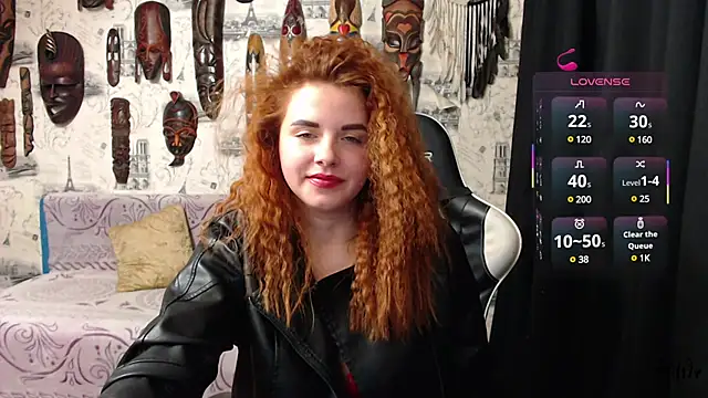 Snapshot of CrazyLaGirl chatting on February 16, 9:16 pm CrazyLaGirl online show from February 16, 9:16 pm