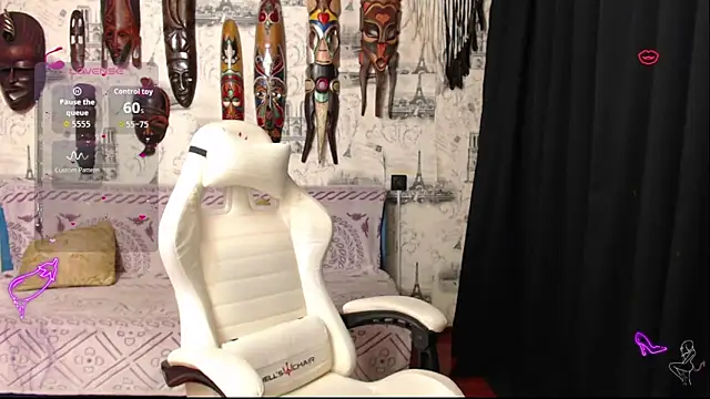 Snapshot of CrazyLaGirl chatting on September 17, 7:59 pm CrazyLaGirl online show from September 17, 7:59 pm