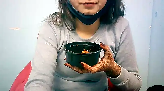 Snapshot of lovelydesi21 chatting on January 15, 9:35 am lovelydesi21 online show from January 15, 9:35 am