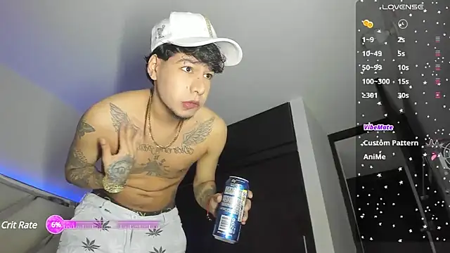 Snapshot of zack_isaac777 chatting on March 2, 7:10 am zack isaac777 online show from March 2, 7:10 am