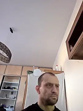 Roman0798 online show from December 18, 11:38 am