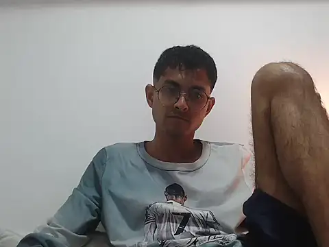 kingderzon online show from May 17, 11:34 pm