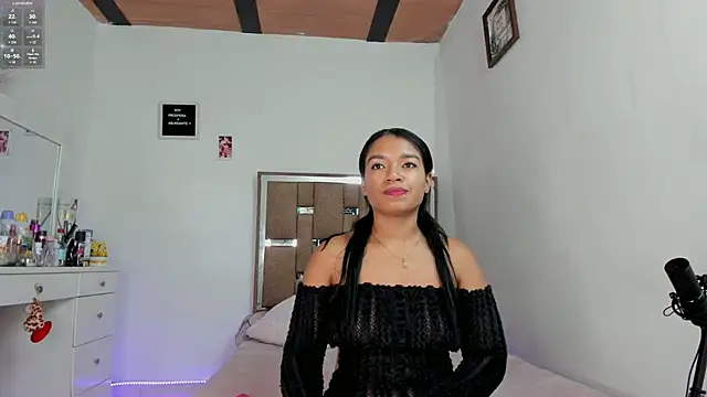 kendall-ewers online show from October 1, 12:27 am