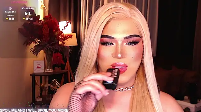 Snapshot of Bitch_Fowler69 chatting on February 6, 7:40 pm Bitch Fowler69 online show from February 6, 7:40 pm