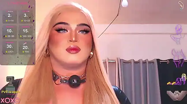 Snapshot of Bitch_Fowler69 chatting on February 12, 7:35 pm Bitch Fowler69 online show from February 12, 7:35 pm