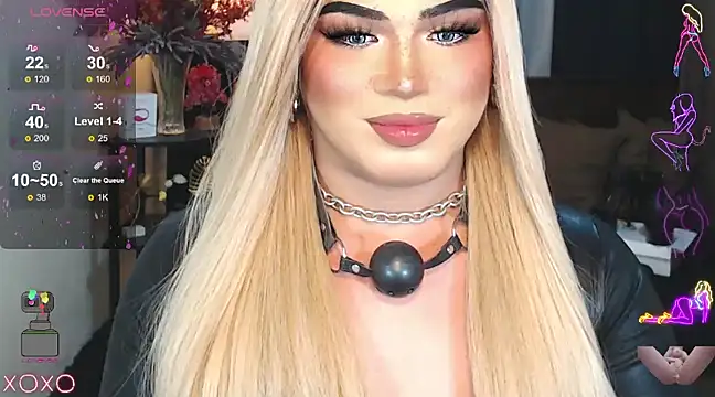 Snapshot of Bitch_Fowler69 chatting on February 13, 10:43 pm Bitch Fowler69 online show from February 13, 10:43 pm