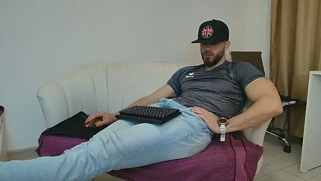 TheTopAlex online show from April 16, 3:51 am