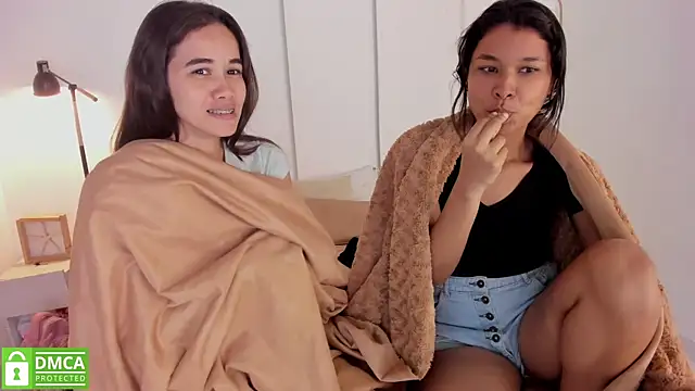 Snapshot of sexychanell_18 chatting on January 21, 3:43 pm sexychanell 18 online show from January 21, 3:43 pm