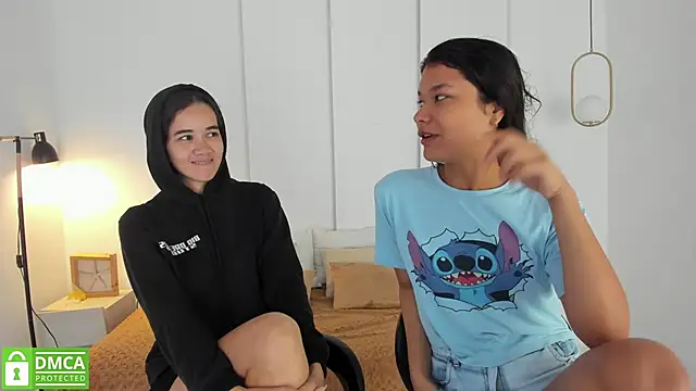 Snapshot of sexychanell_18 chatting on January 22, 12:38 pm sexychanell 18 online show from January 22, 12:38 pm