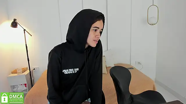 Snapshot of sexychanell_18 chatting on January 28, 12:43 pm sexychanell 18 online show from January 28, 12:43 pm