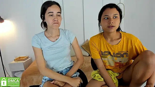 Snapshot of sexychanell_18 chatting on February 28, 3:37 pm sexychanell 18 online show from February 28, 3:37 pm