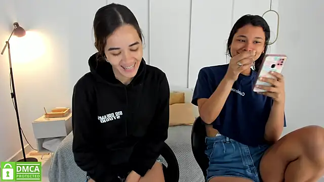 Snapshot of sexychanell_18 chatting on March 1, 12:45 pm sexychanell 18 online show from March 1, 12:45 pm