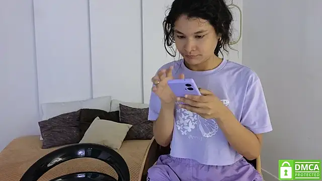 Snapshot of sexychanell_18 chatting on October 29, 1:13 pm sexychanell 18 online show from October 29, 1:13 pm