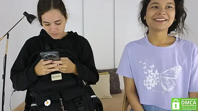 Snapshot of sexychanell_18 chatting on December 4, 1:09 pm sexychanell 18 online show from December 4, 1:09 pm