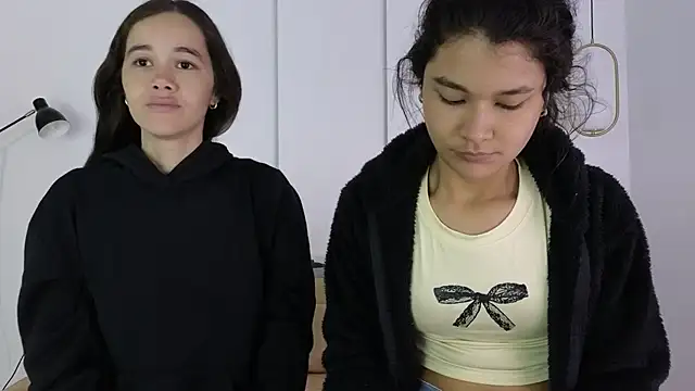 sexychanell 18 online show from February 23, 1:19 pm