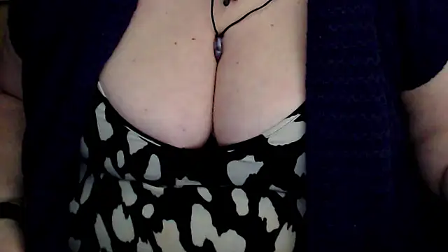 mayasmith online show from May 12, 6:43 am