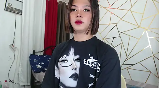 Snapshot of WildTsYhannaUncut chatting on December 28, 4:41 am WildTsYhannaUncut online show from December 28, 4:41 am