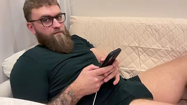 Bear bear  online show from January 16, 2:32 pm