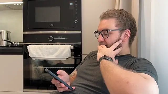 Bear bear  online show from April 14, 9:37 am