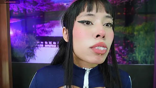 miss  maria online show from February 13, 6:05 pm