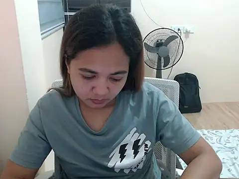 xTheLastVIRGINx online show from January 18, 3:27 pm