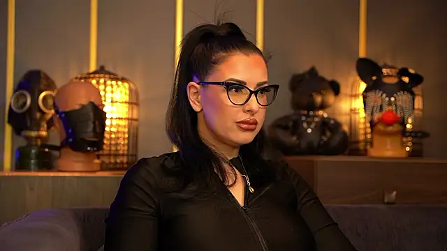 Snapshot of kelly_kent chatting on February 21, 11:17 pm kelly kent online show from February 21, 11:17 pm