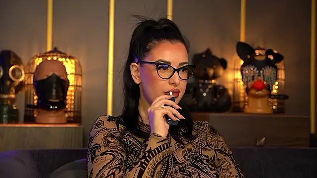 Snapshot of kelly_kent chatting on February 23, 11:02 pm kelly kent online show from February 23, 11:02 pm