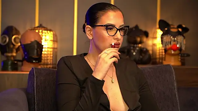 kelly kent online show from March 15, 8:37 pm