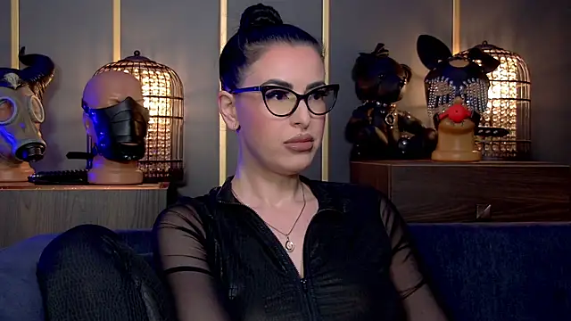 Snapshot of kelly_kent chatting on May 24, 11:32 pm kelly kent online show from May 24, 11:32 pm