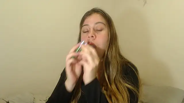 SweetSofty online show from January 3, 9:05 pm