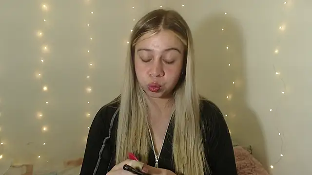 SweetSofty online show from September 28, 2:39 am