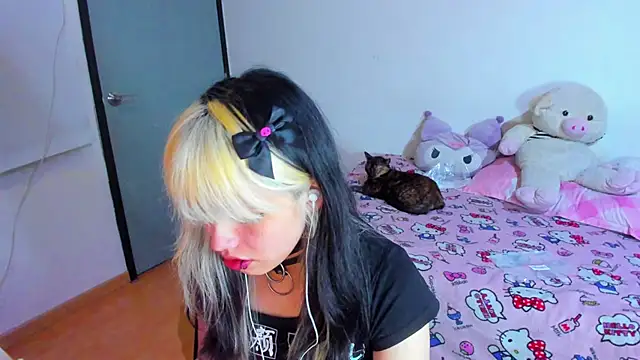 Snapshot of Akane-Mou chatting on March 1, 10:34 am Akane-Mou online show from March 1, 10:34 am