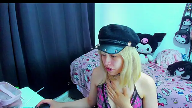 Akane-Mou online show from January 6, 5:27 pm