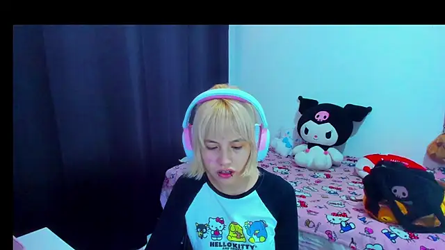 Akane-Mou online show from February 22, 5:33 pm