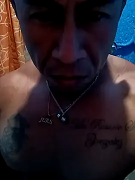 Snapshot of ivandignity chatting on March 17, 9:45 pm ivandignity online show from March 17, 9:45 pm