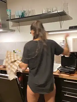 spottyyy online show from January 18, 8:01 pm