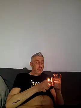 cuci45 online show from March 7, 8:06 pm