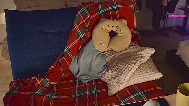 Snapshot of cutenessa chatting on January 31, 1:02 pm cutenessa online show from January 31, 1:02 pm