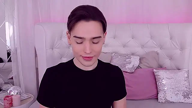 RobbyCharming online show from January 24, 7:49 pm