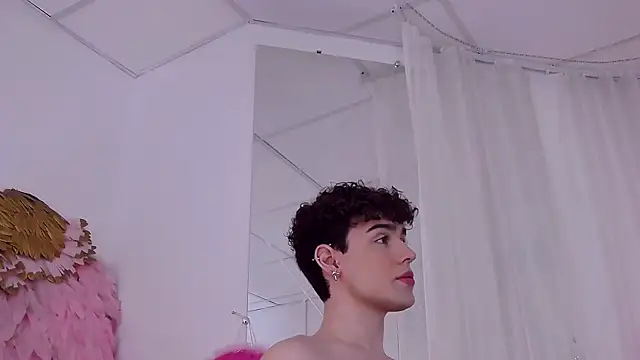 RobbyCharming online show from November 17, 3:45 am