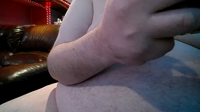 readytorumble97 online show from January 10, 12:23 am