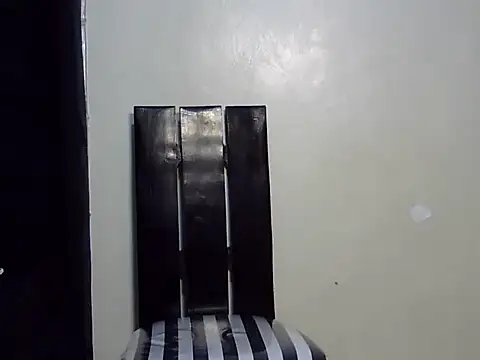 Snapshot of Twerl chatting on January 23, 4:52 am Twerl online show from January 23, 4:52 am